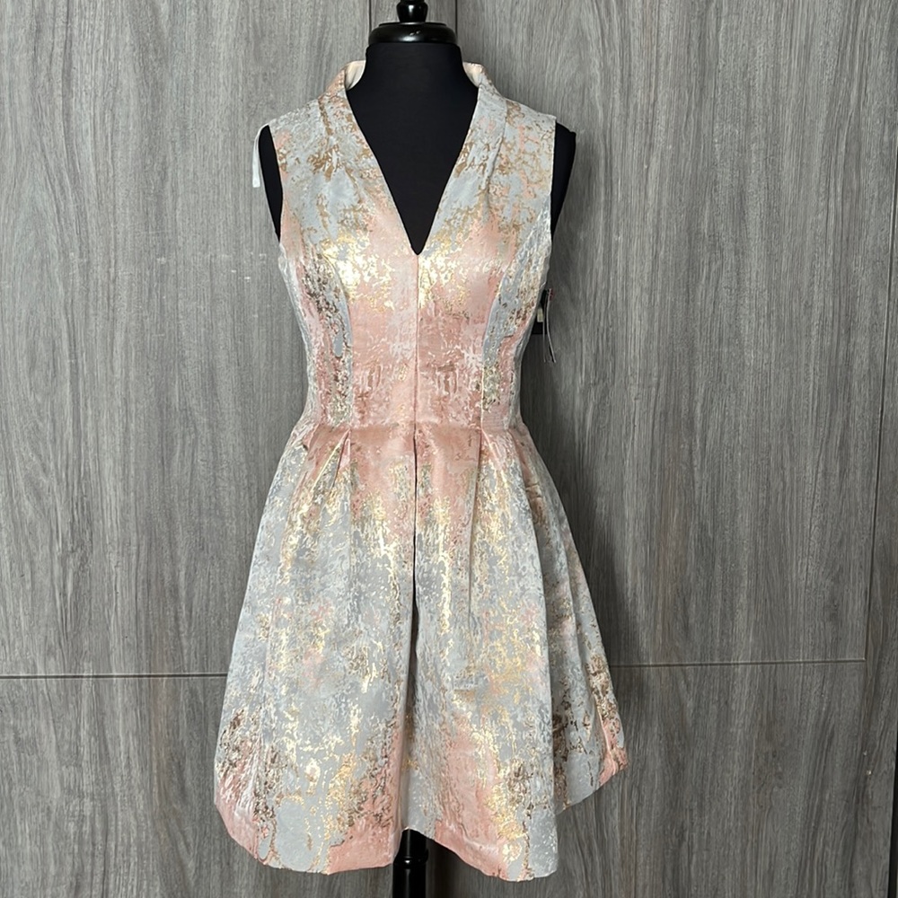 Vince Camuto fit & Flare Dress 👗 - Picture 4 of 16